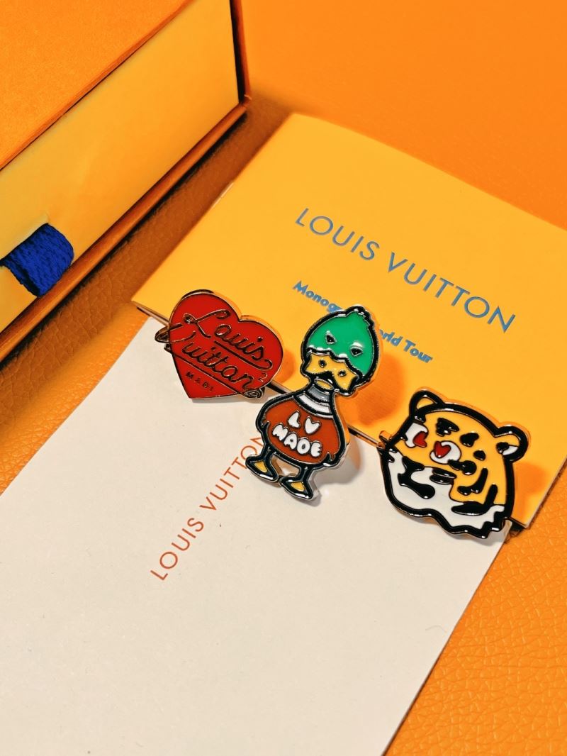 Louis Vuitton Brooches